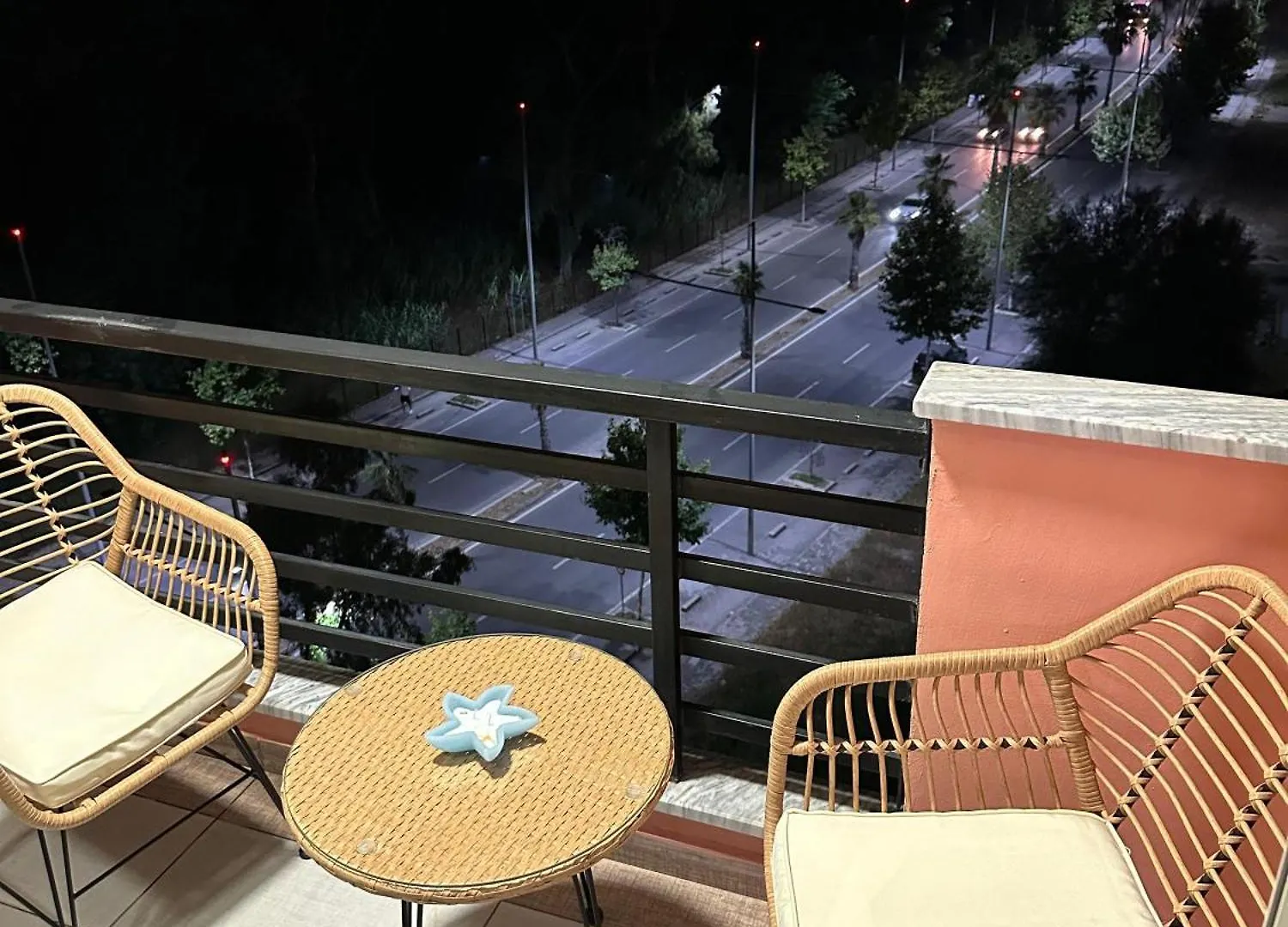 H Apartment Дуррес 0*,  Албания